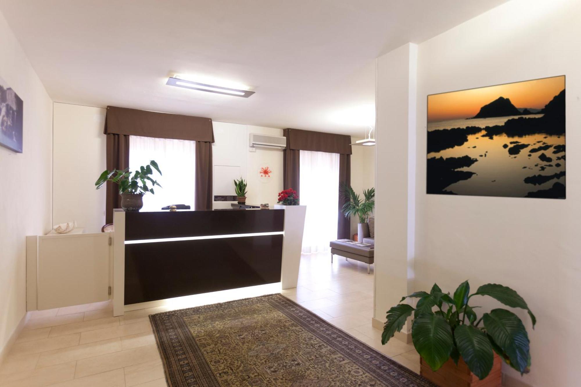Hotel Corallo アルビニア エクステリア 写真