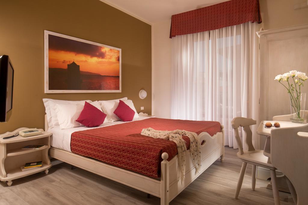 Hotel Corallo アルビニア エクステリア 写真